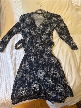 Banana Republic Black Floral Long Sleeve Wrap Dress